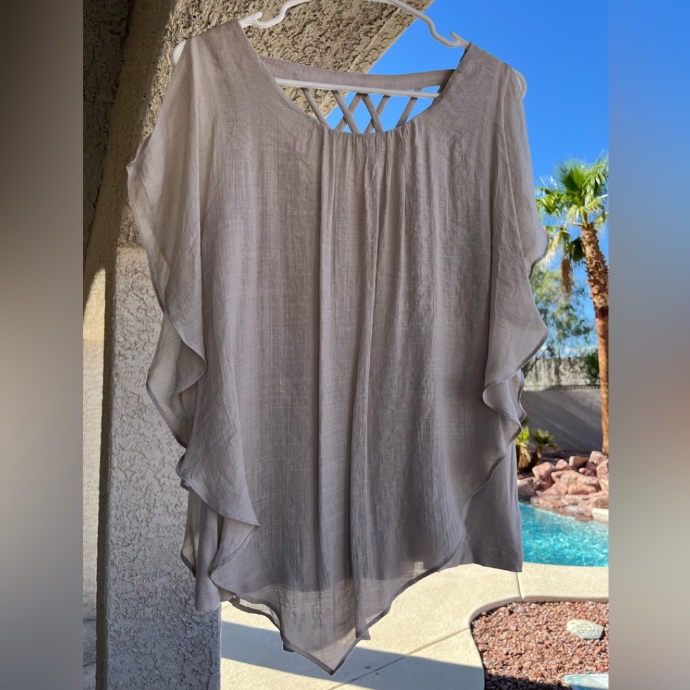 Ladies Top, M, NWOT